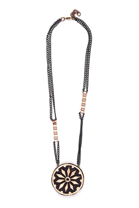 Rejuvenate Jewels Black Mumtaz Mahal Carved Necklace at Aza Fashions Rejuvenate Jewels_Black Mumtaz Mahal Carved Necklace _at_Aza_Fashions