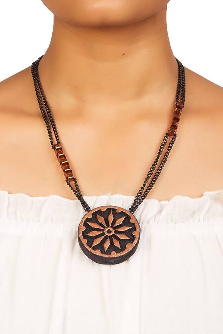 Buy Rejuvenate Jewels Black Mumtaz Mahal Carved Necklace Buy_Rejuvenate Jewels_Black Mumtaz Mahal Carved Necklace