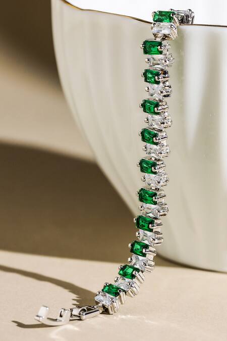 Shop Shazé Silver Plated Stones Starstream Geometric Carved Cutwork Bracelet Shop_Shazé_Silver Plated Stones Starstream Geometric Carved Cutwork Bracelet