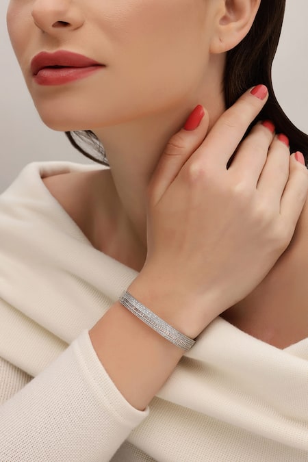 Shazé Silver Plated Stone Stellarise Studded Bangle 