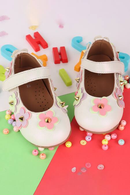 Hello JR_Multi Color Daisy Floral Applique Ballerina Shoes _Online_at_Aza_Fashions