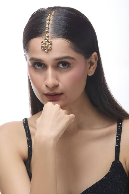 Just Shradhas Gold Plated Natural Stone Embellished Maangtikka Online at Aza Fashions Just Shradhas_Gold Plated Natural Stone Embellished Maangtikka _Online_at_Aza_Fashions