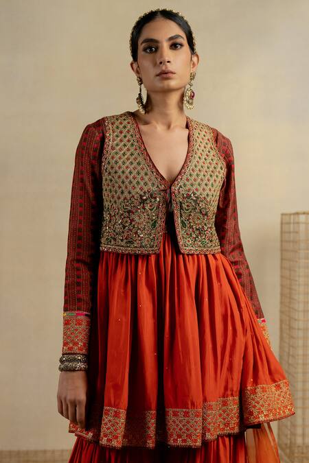 Pooja-Keyur_Green Cotton, Silk Sequins, Embroidery V-neck Floral Koti Jacket_at_Aza_Fashions