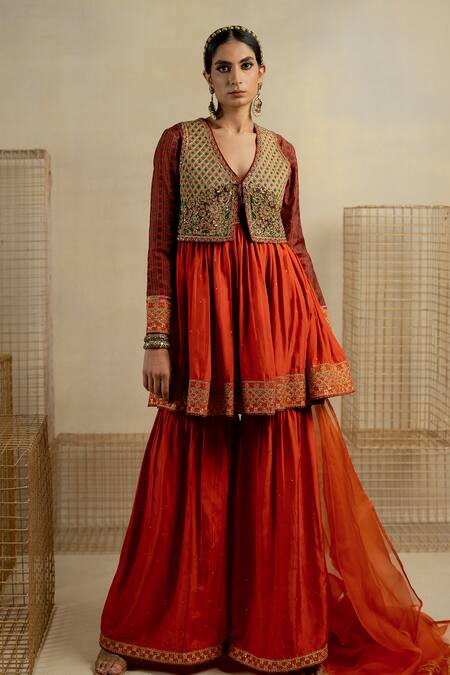 Shop_Pooja-Keyur_Green Cotton, Silk Sequins, Embroidery V-neck Floral Koti Jacket