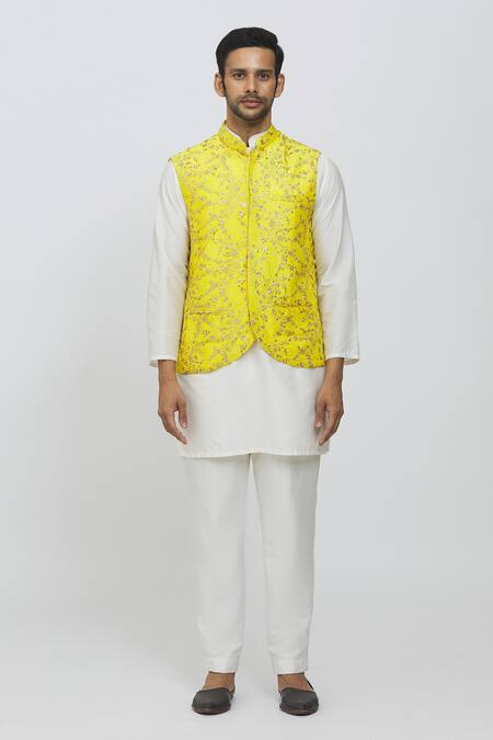 Buy_Priti Sahni_Yellow Silk, Cotton Zari Embroidered Bundi Jacket Set _Online_at_Aza_Fashions