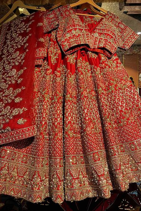 Buy Tanushavy Couture Red Silk, Net, Cotton Beads, Pearls, Sequins, Zari, Floral Garden Lehenga Set Buy_Tanushavy Couture_Red Silk, Net, Cotton Beads, Pearls, Sequins, Zari, Floral Garden Lehenga Set