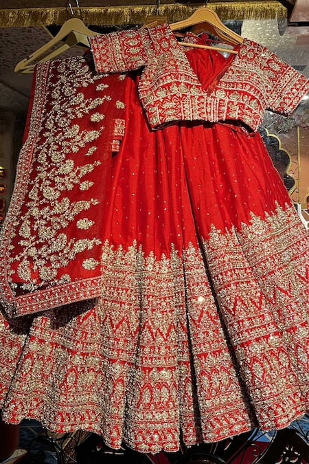 Buy_Tanushavy Couture_Red Silk, Net, Cotton Beads, Sequins, Dabka And Embroidered Bridal Lehenga Set _Online_at_Aza_Fashions
