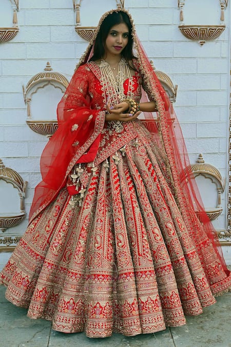 TANUSHAVY COUTURE Red Pure Handloom Cotton Embroidery Dabka Sitara Paisley Bridal Lehenga Set 