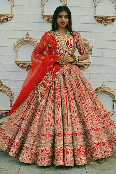 Tanushavy Couture Sitara Paisley Embroidered Bridal Lehenga Set 