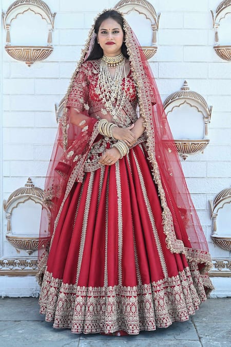 TANUSHAVY COUTURE Red Pure Handloom Cotton Embroidery Dabka Dori Paan Panelled Bridal Lehenga Set 