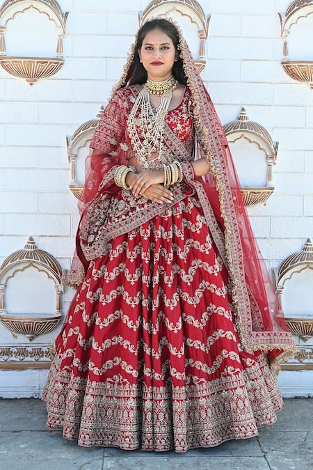 TANUSHAVY COUTURE Red Pure Handloom Cotton Embroidery Dabka Chevron Floral Bridal Lehenga Set 