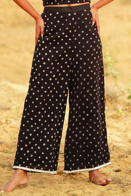 Buy_The Home Affair_Black Cotton Mirrors, Monochrome Bandhani Tie Dye Crop Wrap Top With Pant _Online_at_Aza_Fashions