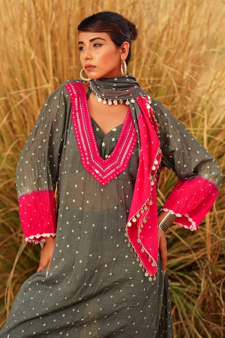 Shop_The Home Affair_Grey Crepe, Cotton Mirrors V-neck Bandhani Tie Dye Work Kurta Pant Set _Online_at_Aza_Fashions