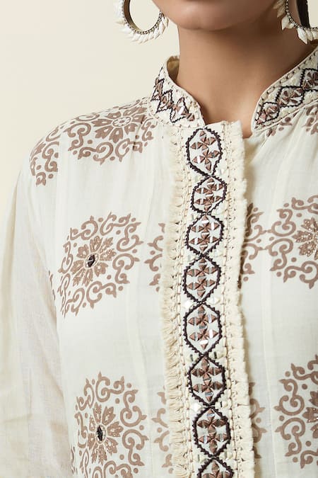 Buy Samyukta Singhania Off White Muslin, Cotton Tassels, Mirrors Floral Butti Print Kurta With Pant Buy_Samyukta Singhania_Off White Muslin, Cotton Tassels, Mirrors Floral Butti Print Kurta With Pant
