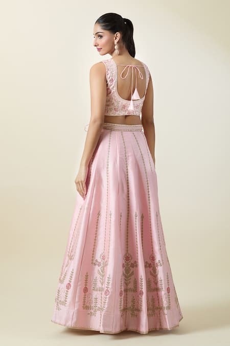 Samyukta Singhania Floral Thread Embroidered Lehenga Blouse Set 