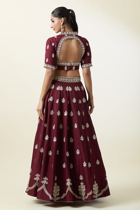 Samyukta Singhania Floral Embroidered Kalidar Lehenga Blouse Set 