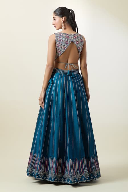 Samyukta Singhania Geometric Pattern Embroidered Lehenga Set 