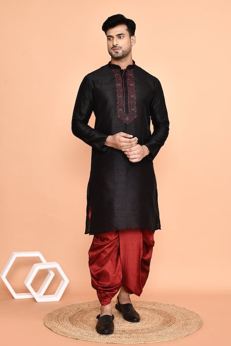 Arihant Rai Sinha Embroidered Kurta & Maroon Dhoti Pant Set 