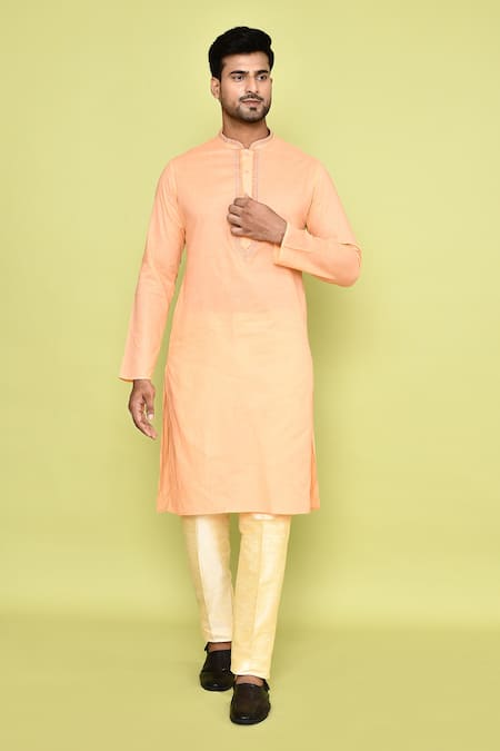 Arihant Rai Sinha Circular Pattern Embroidered Neck Kurta With Pant 