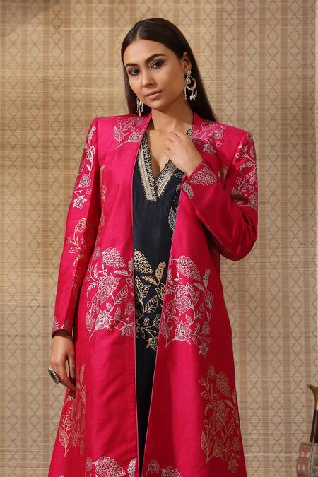 Rekha Agra_Blue Silk Embroidery V-, Open Hand Block Print Kurta Set With Jacket _Online_at_Aza_Fashions