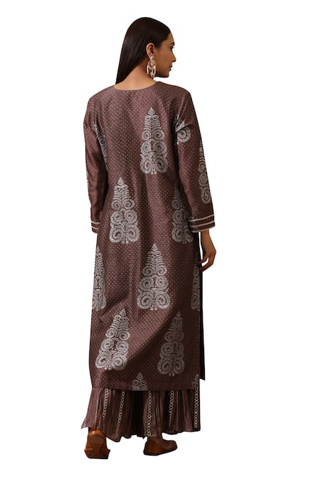 Rekha Agra_Brown Silk, Tissue Gota Patti V-neck Detailed Kurta Gharara Set _Online_at_Aza_Fashions