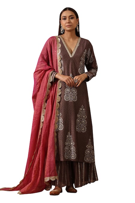 Buy_Rekha Agra_Brown Silk, Tissue Gota Patti V-neck Detailed Kurta Gharara Set _Online_at_Aza_Fashions