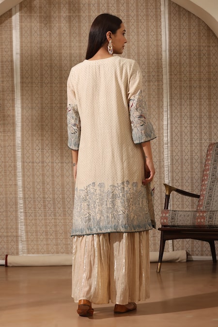 Shop_Rekha Agra_Cream Organza, Chanderi Embroidery V-neck Botanic Hand Print Kurta Set _at_Aza_Fashions