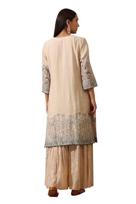 Rekha Agra_Cream Organza, Chanderi Embroidery V-neck Botanic Hand Print Kurta Set _Online_at_Aza_Fashions