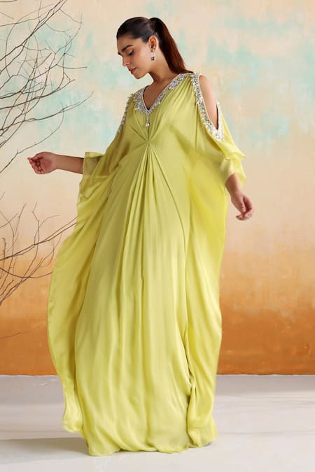Buy Seema Thukral Green Chiffon, Satin Beads, Mirrors V-neck Rue Zari Draped Kaftan Buy_Seema Thukral_Green Chiffon, Satin Beads, Mirrors V-neck Rue Zari Draped Kaftan