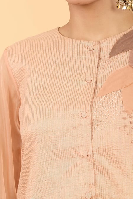Buy_Chambray & CO._Peach Chanderi Embroidery Round Neck Applique Shirt And Pant Set 