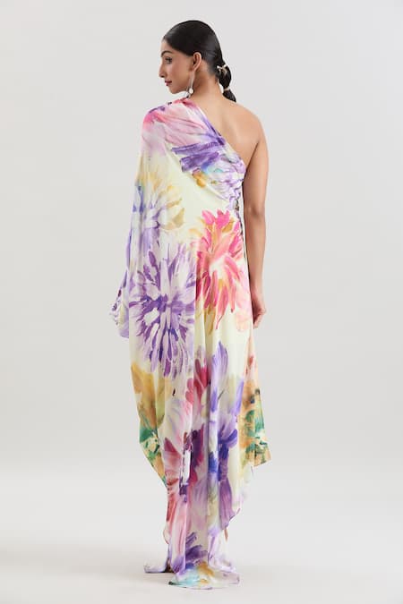 Basanti - Kapde Aur Koffee X AZA Abstract Floral Print One Shoulder Kaftan 