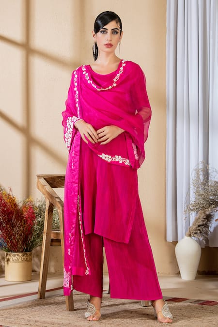 Buy_Preeti Mehta_Pink Satin, Organza, Polyester Pleated Kurta Set With Floral Pearl Dupatta _Online_at_Aza_Fashions