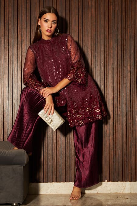 Tasuvure Maroon Net Embroidered Notched Sarah Floral Work Tunic And Pant Set 