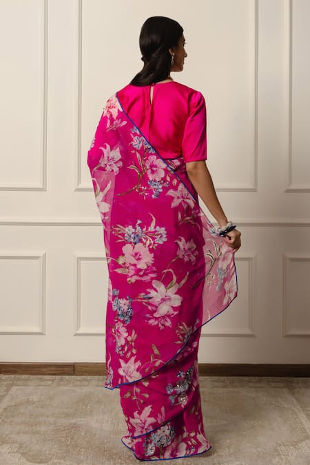 Atelier Shikaarbagh Contrast Hem Printed Saree With Unstitched Blouse Piece 