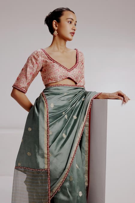 Taisha Multi Color Silk, Tissue, Satin Embroidery V-neck Woven Butti Banarasi Saree Set at Aza Fashions Taisha_Multi Color Silk, Tissue, Satin Embroidery V-neck Woven Butti Banarasi Saree Set _at_Aza_Fashions