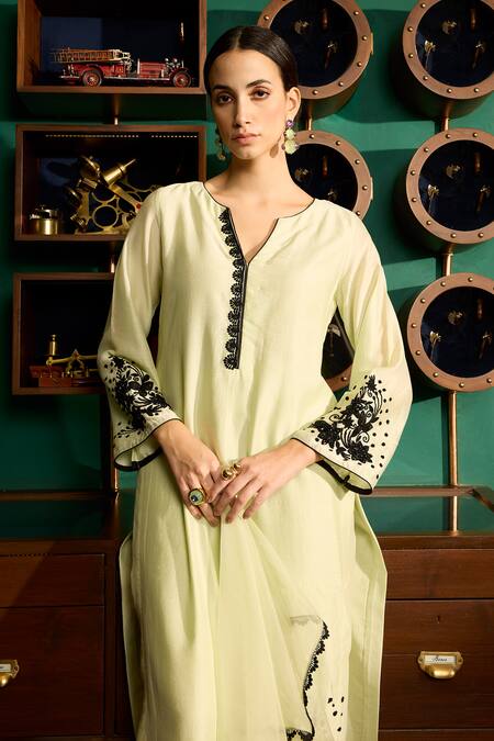 Shop Meesa Green Chanderi Silk, Organza Embroidery Split V-neck Placement Kurta Pant Set Online at Aza Fashions Shop_Meesa_Green Chanderi Silk, Organza Embroidery Split V-neck Placement Kurta Pant Set _Online_at_Aza_Fashions