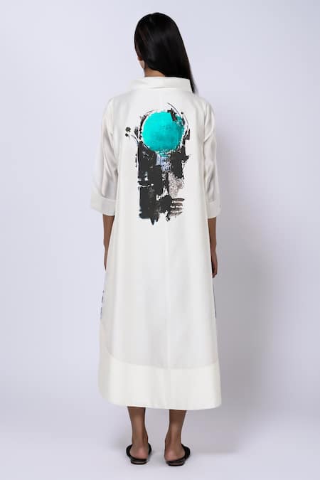 Shop Taika By Poonam Bhagat Ivory Chanderi Floral Band Collar Pattern Tunic at Aza Fashions Shop_Taika By Poonam Bhagat_Ivory Chanderi Floral Band Collar Pattern Tunic _at_Aza_Fashions