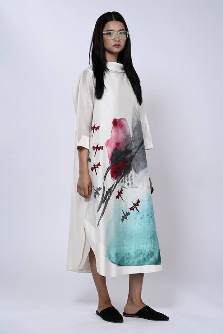 Buy Taika By Poonam Bhagat Ivory Chanderi Floral Band Collar Pattern Tunic Online at Aza Fashions Buy_Taika By Poonam Bhagat_Ivory Chanderi Floral Band Collar Pattern Tunic _Online_at_Aza_Fashions