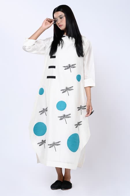 Taika by Poonam Bhagat Ivory Chanderi Dot Side Collar Dragonfly Pattern Tunic 