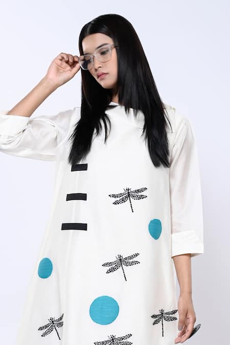 Buy Taika By Poonam Bhagat Ivory Chanderi Embroidery Collared Dragonfly Pattern Tunic Online at Aza Fashions Buy_Taika By Poonam Bhagat_Ivory Chanderi Embroidery Collared Dragonfly Pattern Tunic _Online_at_Aza_Fashions