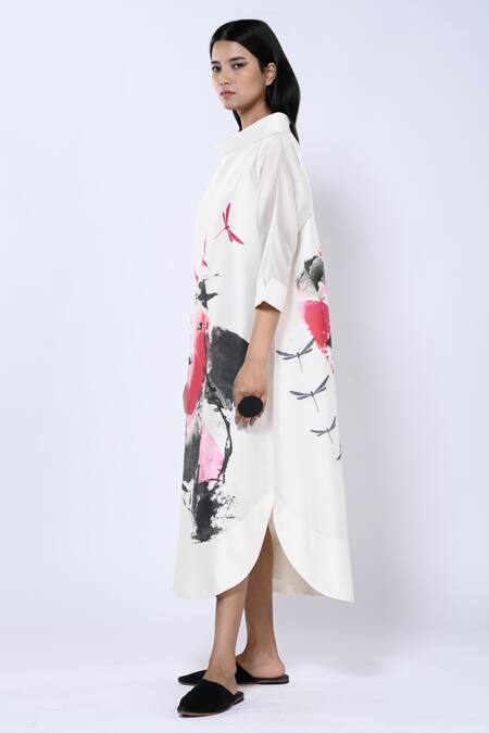 Taika By Poonam Bhagat_Ivory Chanderi Brushstroke Abstract Band Collar Pattern Tunic _Online_at_Aza_Fashions