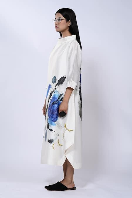 Taika By Poonam Bhagat_Ivory Chanderi Splatter Band Collar Pattern Tunic _at_Aza_Fashions