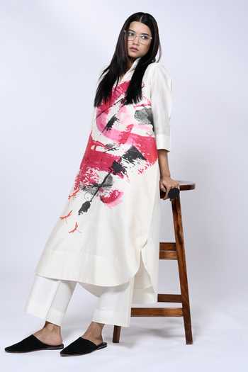 Taika By Poonam Bhagat_Ivory Chanderi Mandarin Collar Brushstroke Pattern Tunic With Pant _Online_at_Aza_Fashions