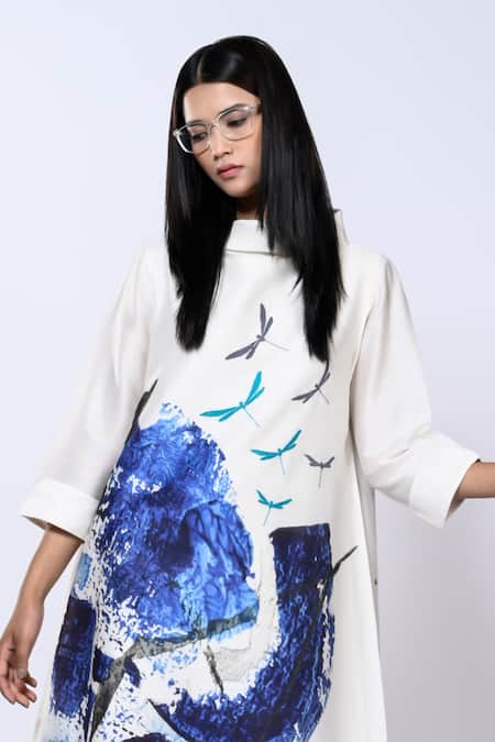 Taika By Poonam Bhagat_Ivory Chanderi Splatter Band Collar Paintbrush Pattern Tunic _at_Aza_Fashions