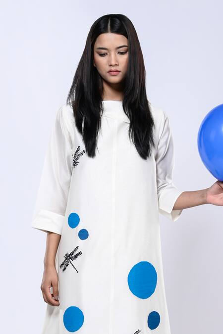 Buy Taika By Poonam Bhagat Ivory Chanderi Dot Side Collar Pattern Tunic Online at Aza Fashions Buy_Taika By Poonam Bhagat_Ivory Chanderi Dot Side Collar Pattern Tunic _Online_at_Aza_Fashions