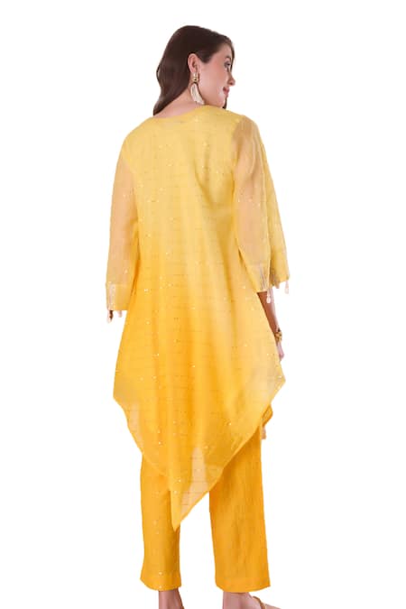 Surabhi Arya_Yellow Chanderi Pearls, Sequins V-neck Embroidered Kurta And Pant Set _Online_at_Aza_Fashions