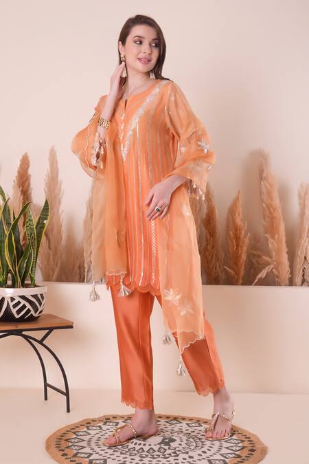 Buy_Surabhi Arya_Orange Chanderi, Organza Pearls, Embroidery, Gota Patti, Zari Stripe Kurta Set 