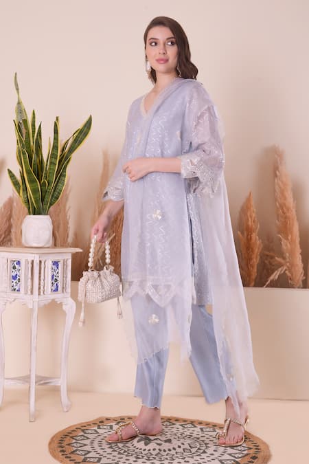 Buy_Surabhi Arya_Blue Chanderi, Organza Gota Patti, Sequins, Mirrors V-neck Embroidered Kurta Set 