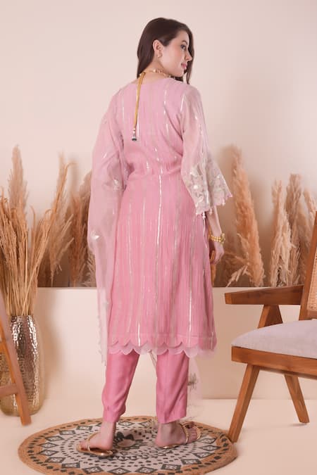 Shop Surabhi Arya Pink Chanderi, Organza Pearls, Zari, Sequins Flower Yoke Embroidered Kurta Set at Aza Fashions Shop_Surabhi Arya_Pink Chanderi, Organza Pearls, Zari, Sequins Flower Yoke Embroidered Kurta Set _at_Aza_Fashions