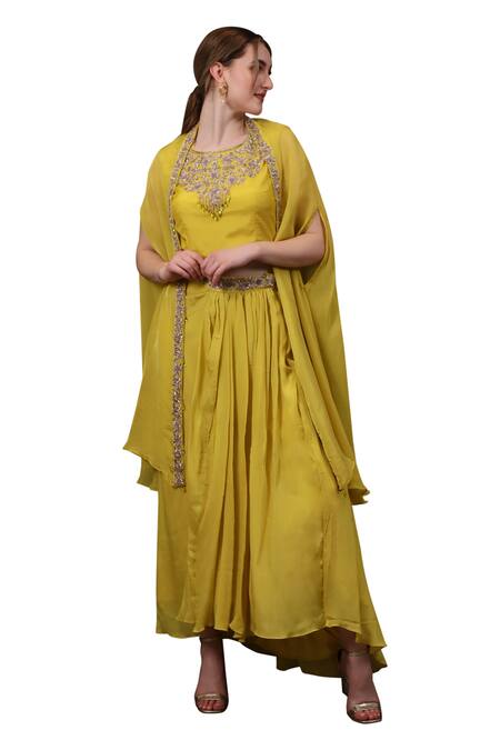 Buy Sayisha Yellow Muslin Hand Embroidered Crystals Round Blouse With Pleated Skirt Online at Aza Fashions Buy_Sayisha_Yellow Muslin Hand Embroidered Crystals Round Blouse With Pleated Skirt _Online_at_Aza_Fashions